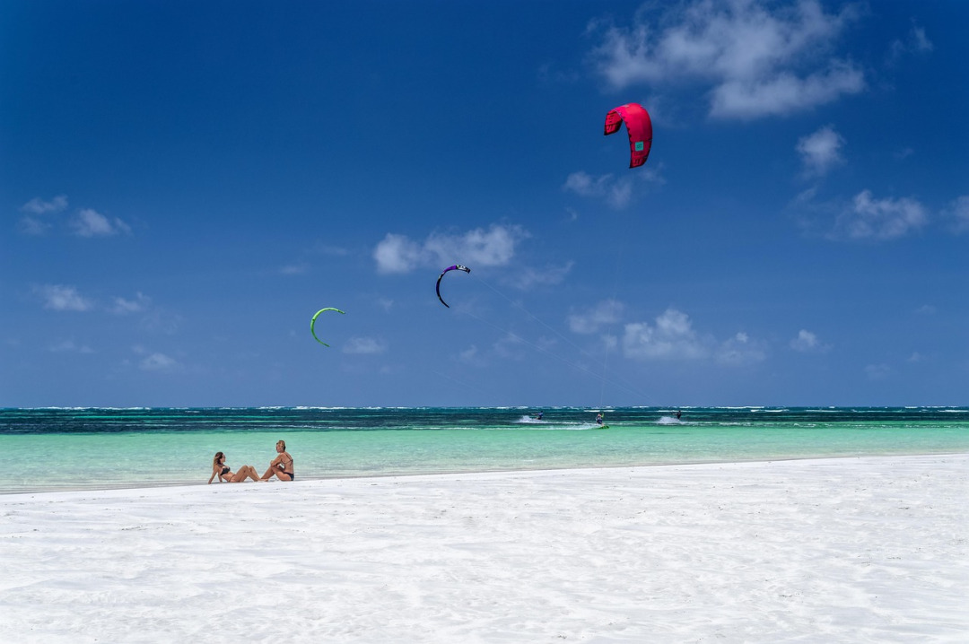 Diani vs Watamu vs Malindi — Watamu beach and Indian Ocean